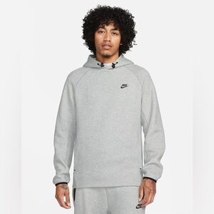 Nike Sportswear Tech Fleece - Men’s Pullover Hoodie in gray